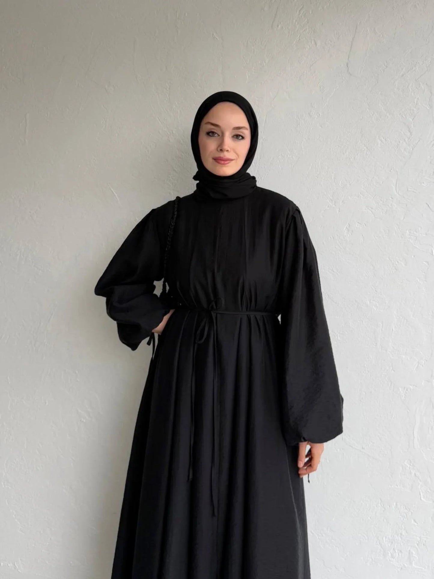 Robe fluide et ample au style moderne