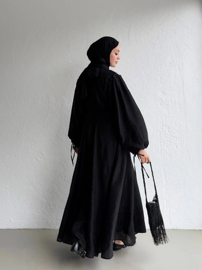 Robe fluide et ample au style moderne